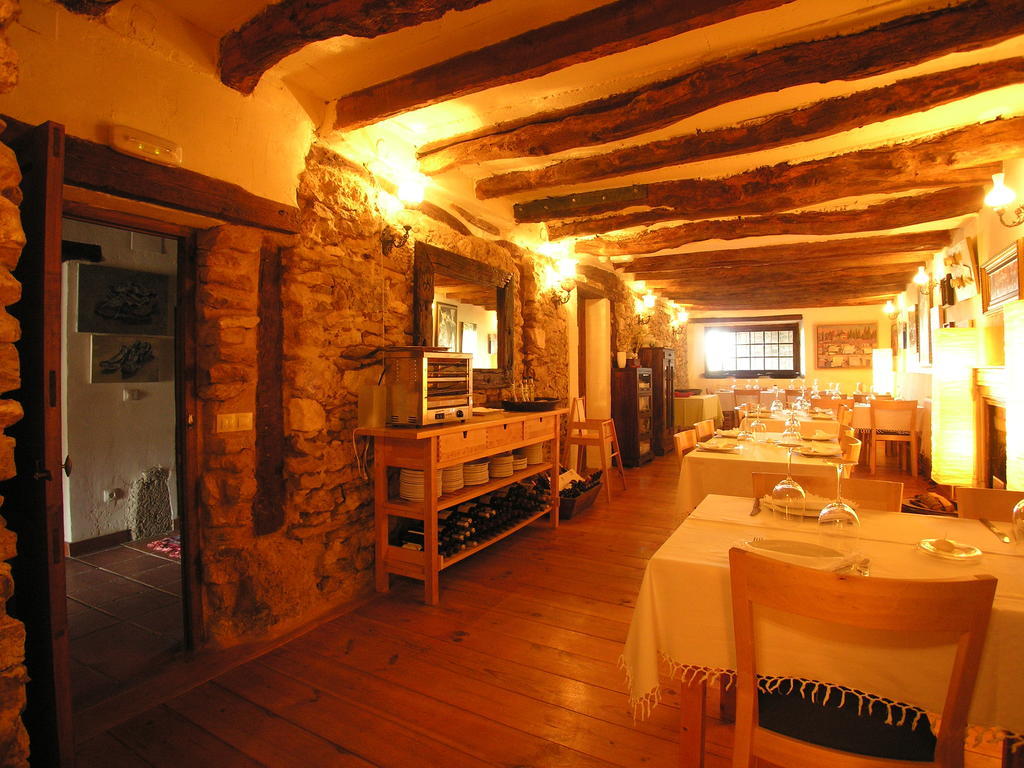Tardajos La Posada Del Pintor المظهر الخارجي الصورة