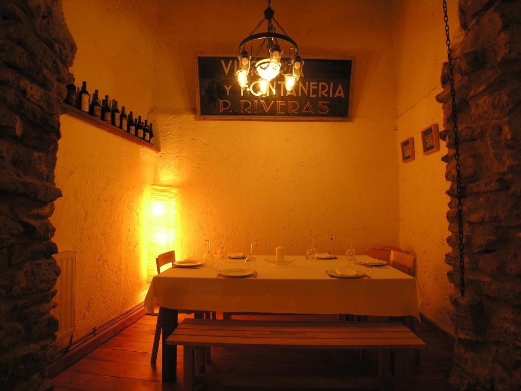 Tardajos La Posada Del Pintor المظهر الخارجي الصورة